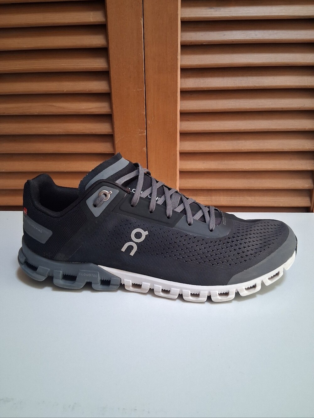 On Running Cloudflow Black Asphalt Men's Running Shoe * Size: 8